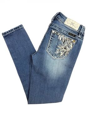 Miss Me Denim- Blue Hailey Skinny Embroidered Pocket Skinny Jeans